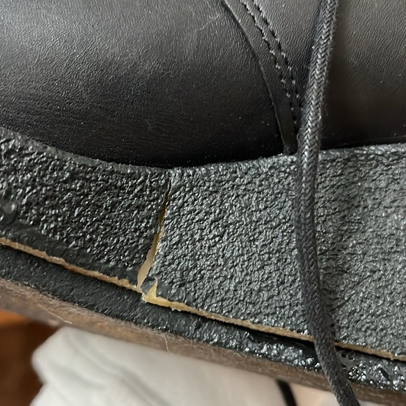 Clarks Black Leather Women's Booties Hazen Chukka Platform - Picture 4 of 4